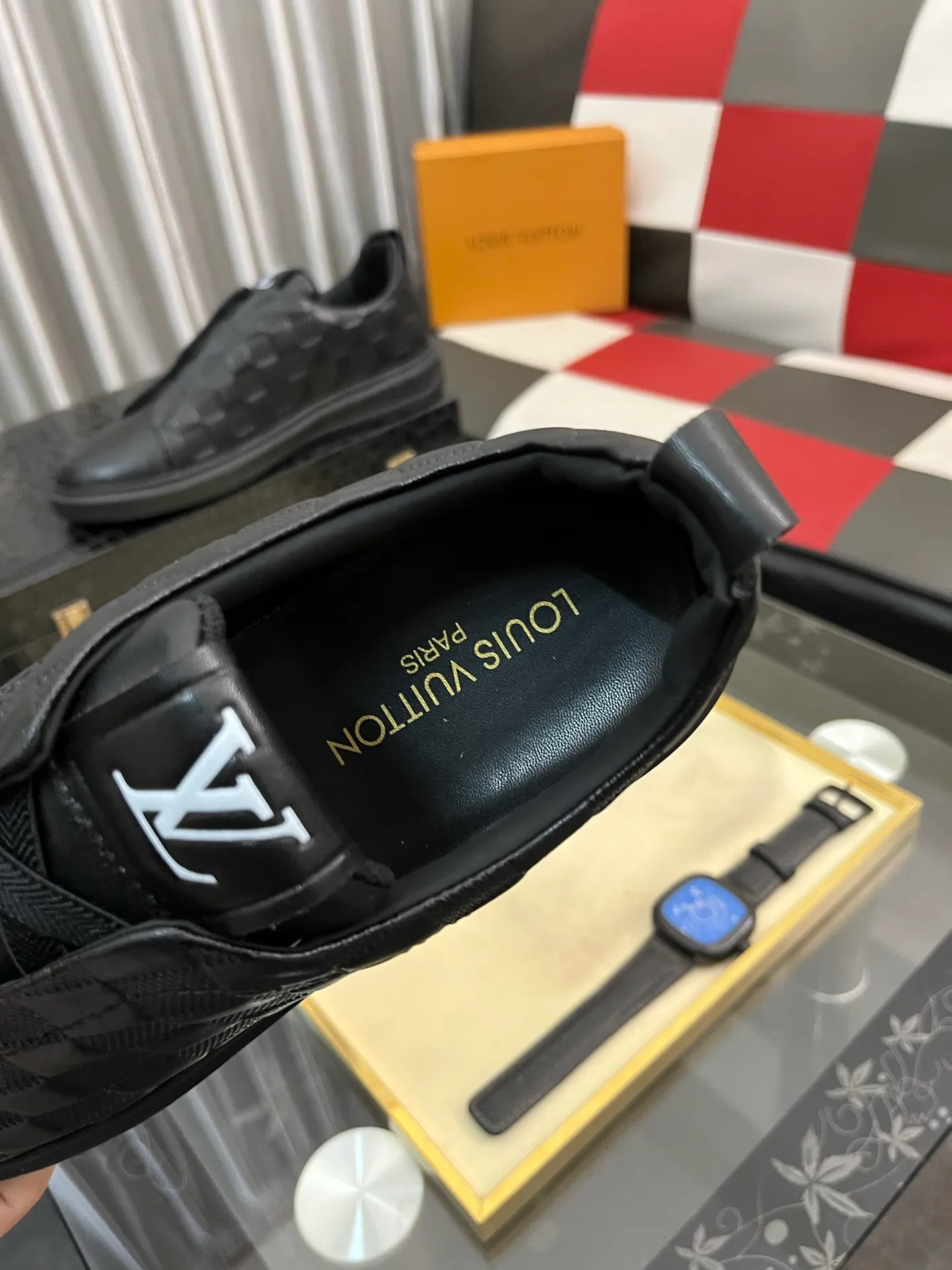 Men's shoes💰: 438⌚️⌚️"Loui* Vuitto*" LV's new Gaobang sports and casual shoes, imported first-layer cowhide ➕ imported sheepskin lining, high-end and comfortable, original outsole is light and wear-resistant! Purely handmade, details determine quality! Size 38-444️⃣Colors available